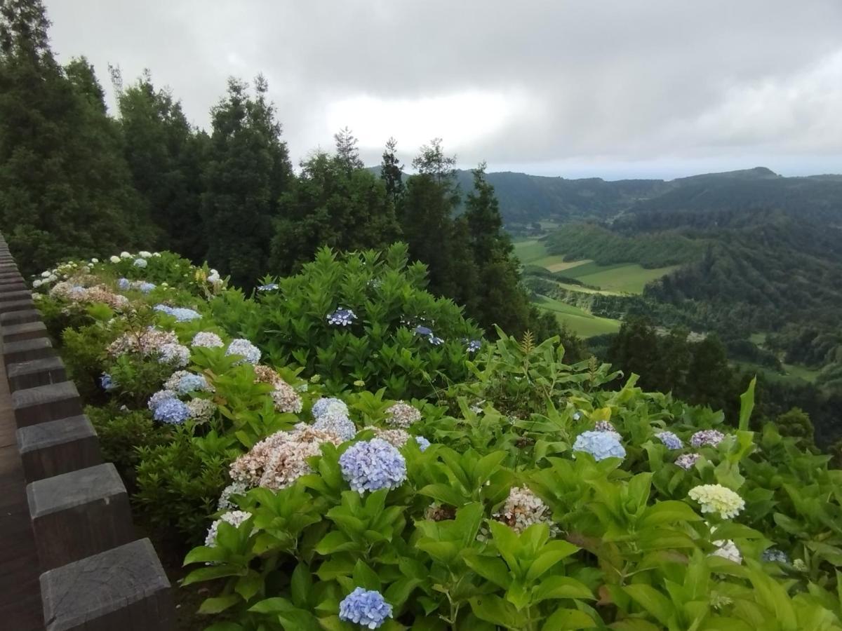 Um Quarto Da Casa Do Monte Вила Франка до Кампо Екстериор снимка